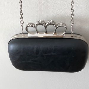 Black Clutch